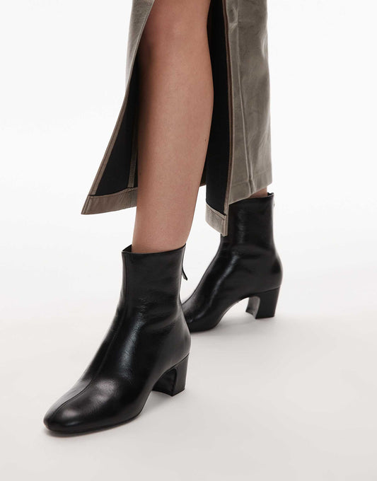 Leather Round Toe Boot