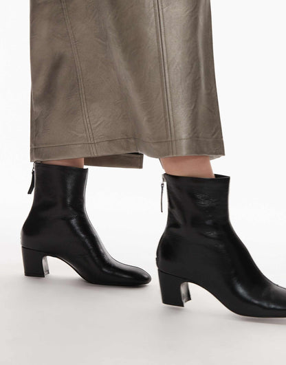 Leather Round Toe Boot