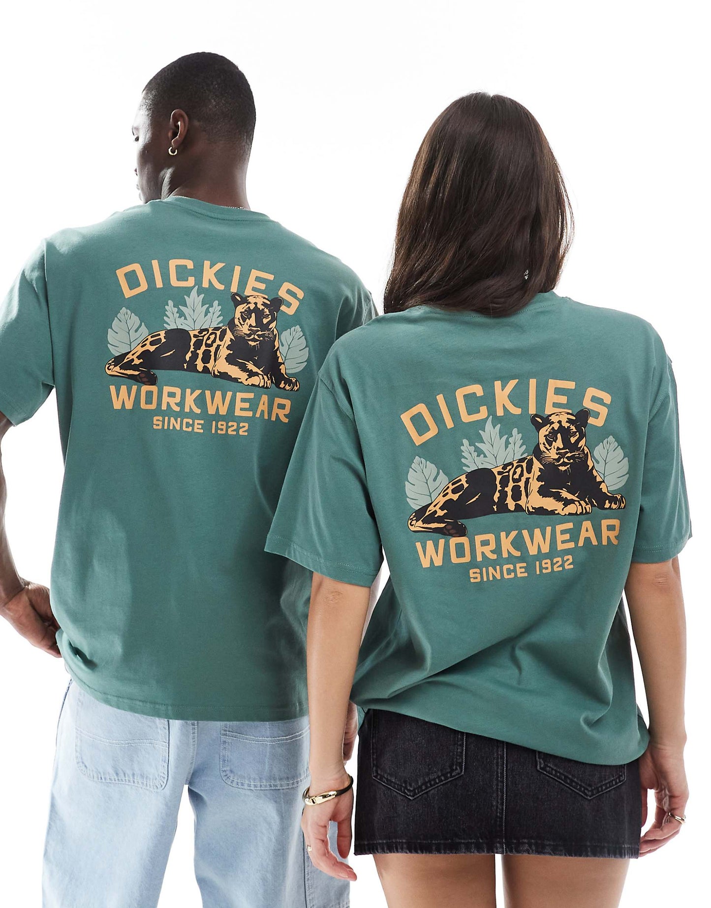 Panther Graphic Back Print T-Shirt
