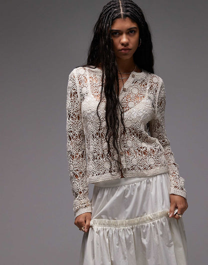 Knitted Stitchy Crew Neck Flower Crochet Cardigan