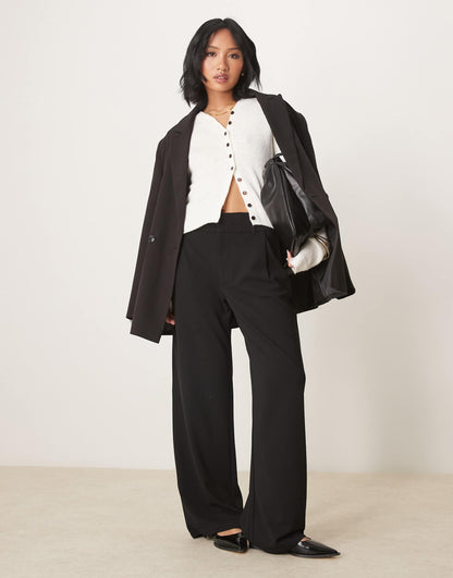 Petite Wide Leg Tailored Trousers