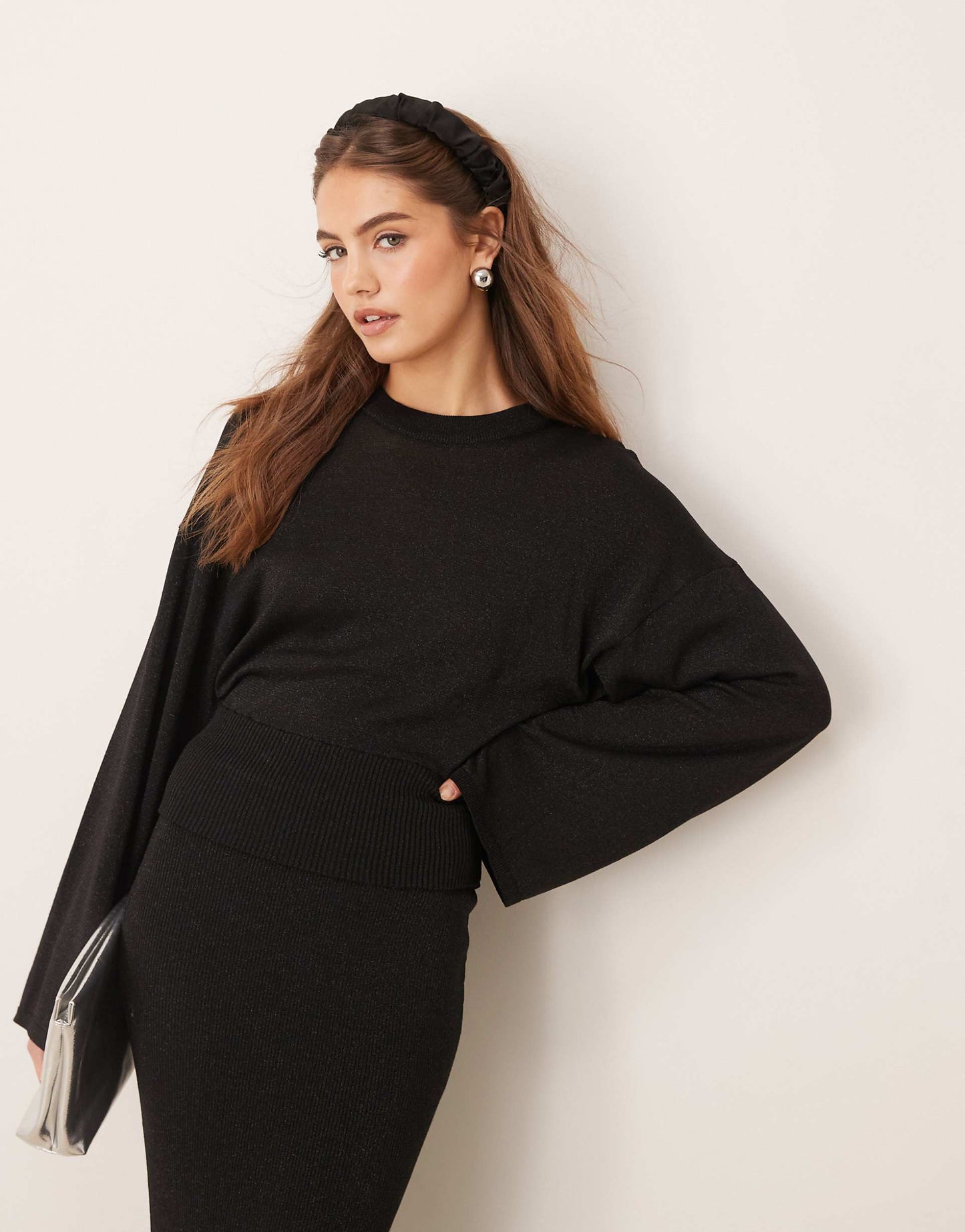 Co-Ord Metallic Fine Knit Sweater With Wide Sleeves