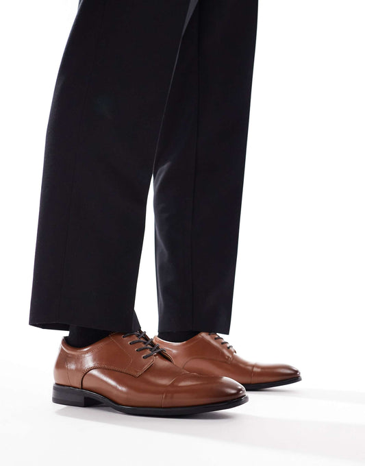 Ross Lace Up Shoes With Toe Cap