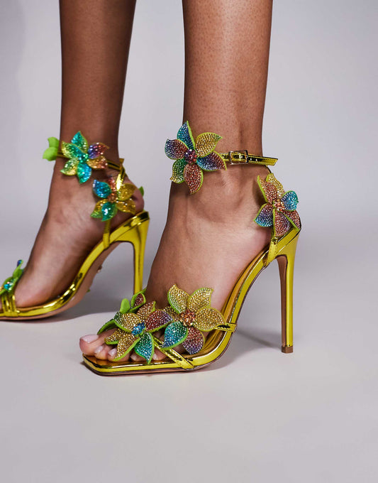 Neriya High Heeled Sandal With Embellished Flowers