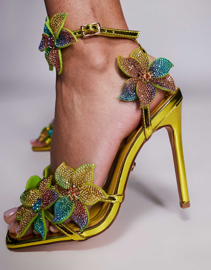Neriya High Heeled Sandal With Embellished Flowers
