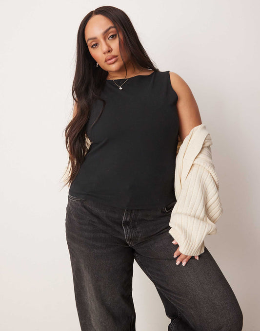 Curve Boat Neck Tank Top