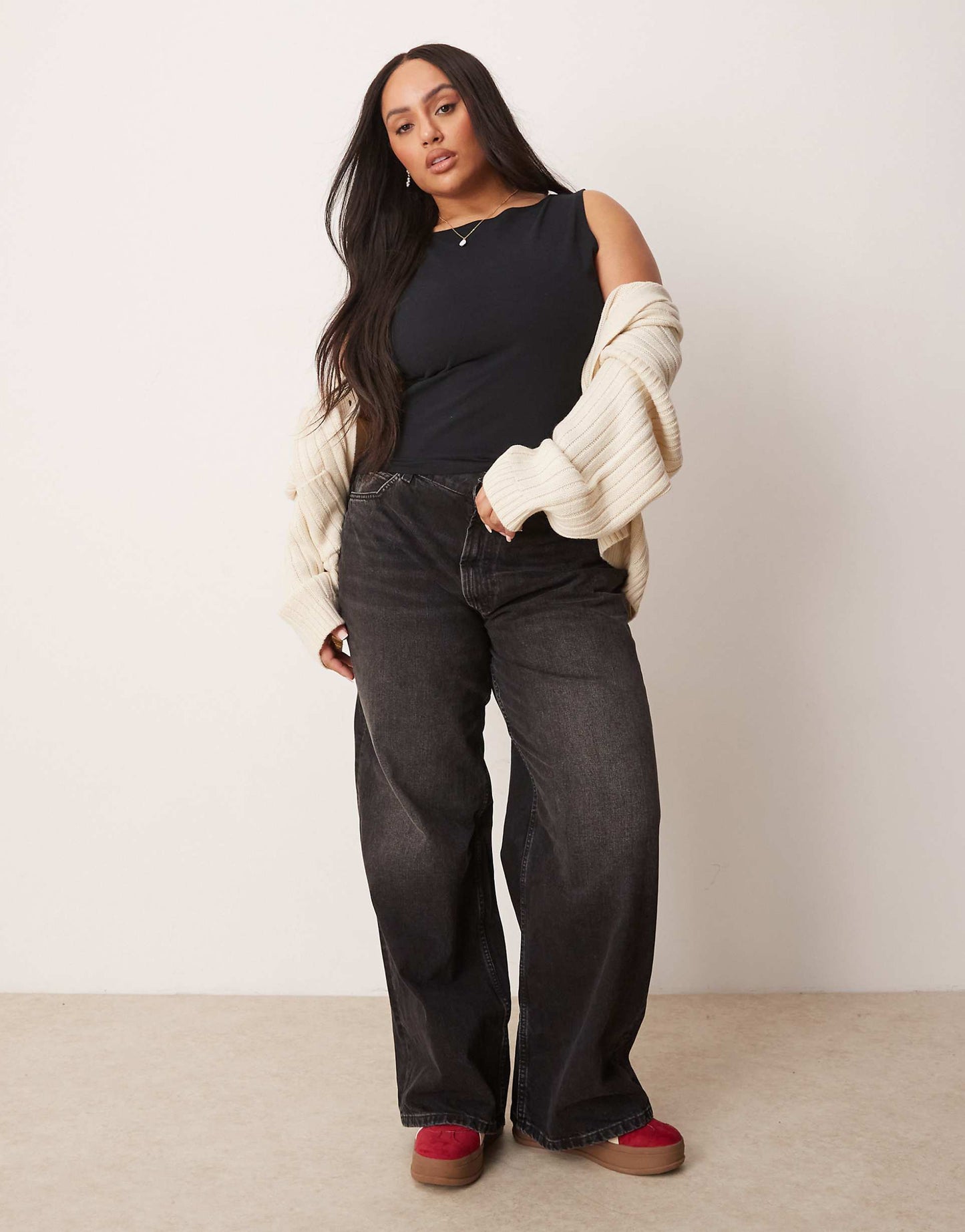 Curve Boat Neck Tank Top