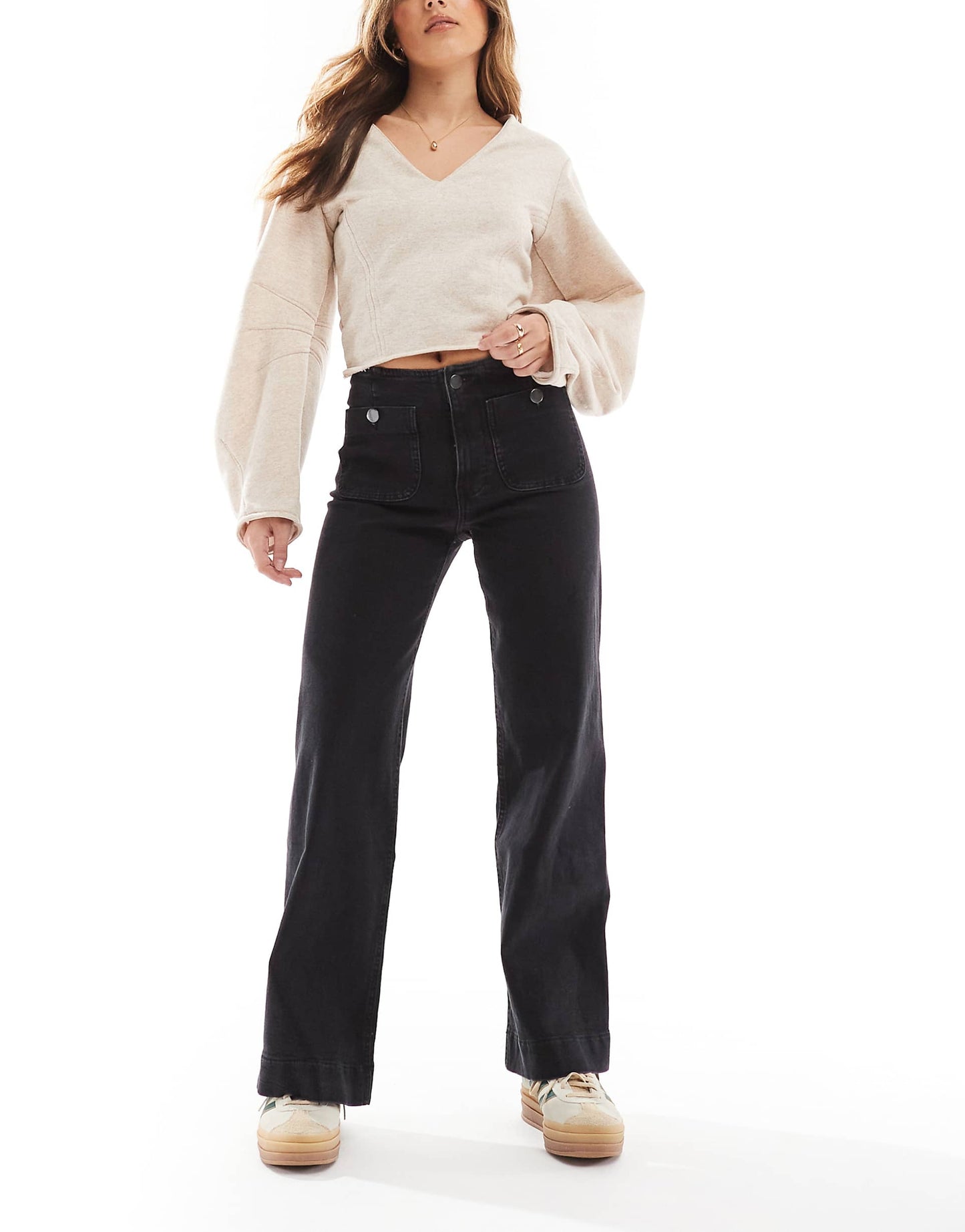 D77 Button Detail Straight Leg Jean