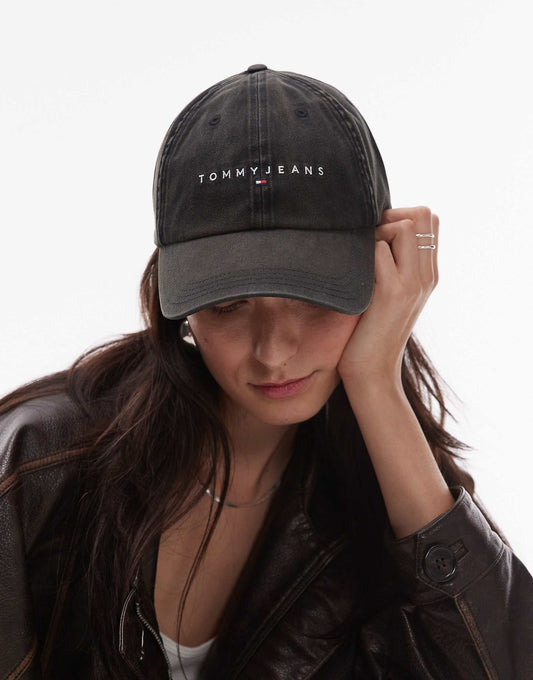 Linear Logo Cap