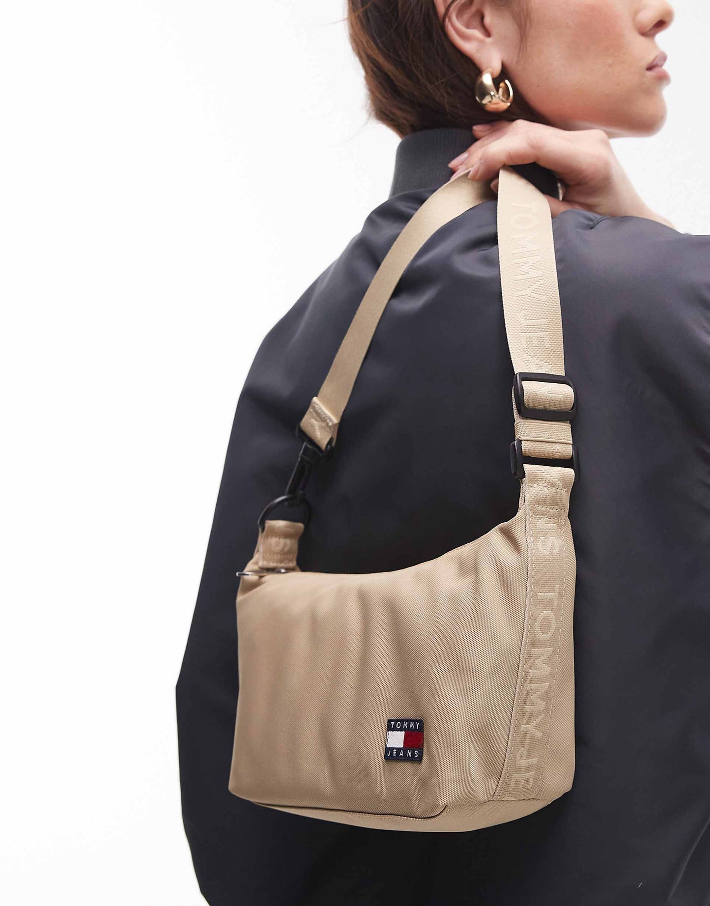 Daily Shoulder Bag