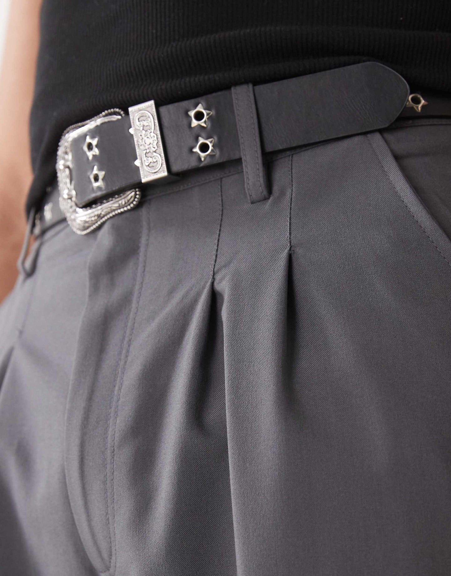 Relaxed Wide Leg Tailored Trousers