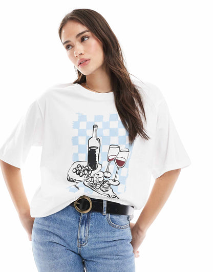 Oversized T-Shirt With Wine Graphic