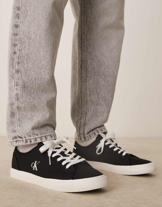 Jeans Essential Vulcanised Canvas Trainers