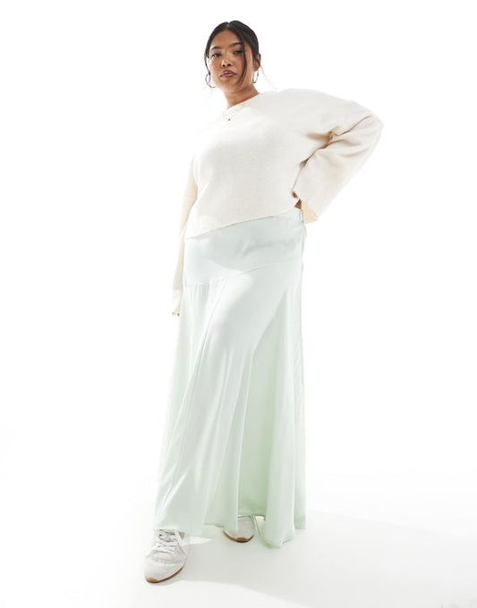 Curve Volume Maxi Skirt