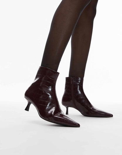Low Heel Pointed Boot