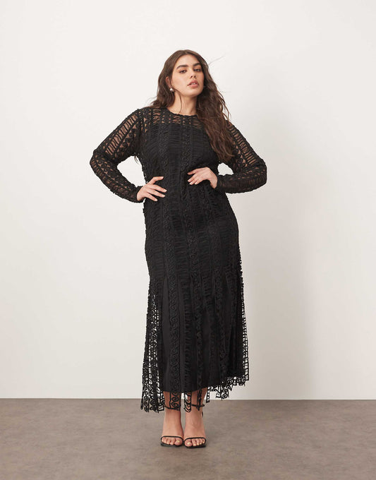 Curve Embroidered Lace Long Sleeve Midi Dress With Fringe Hem