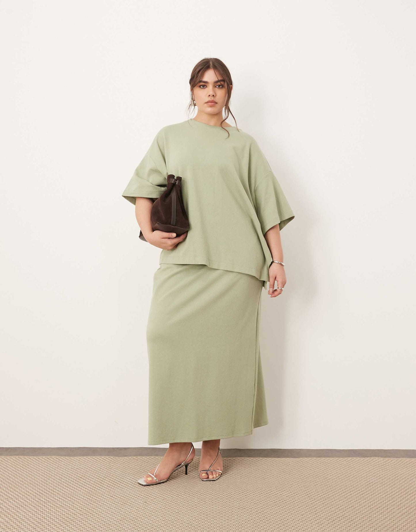 Curve Premium Heavy Weight Textured Jersey Shirt And Column Maxi Skirt Co-Ord