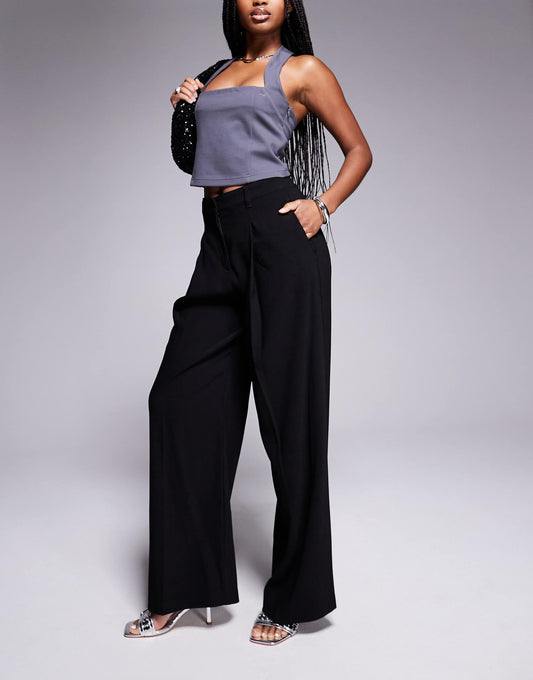 Wide Leg Tailored Trouser