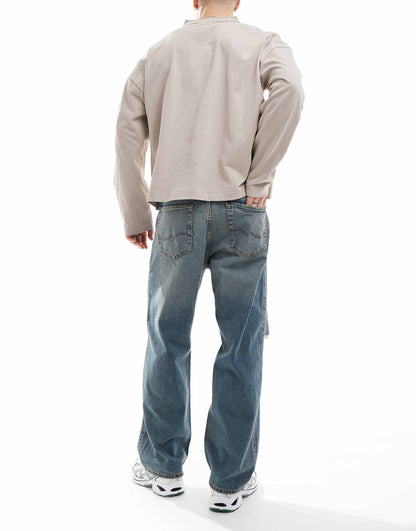 Alex Baggy Fit Jeans With Knee Rip