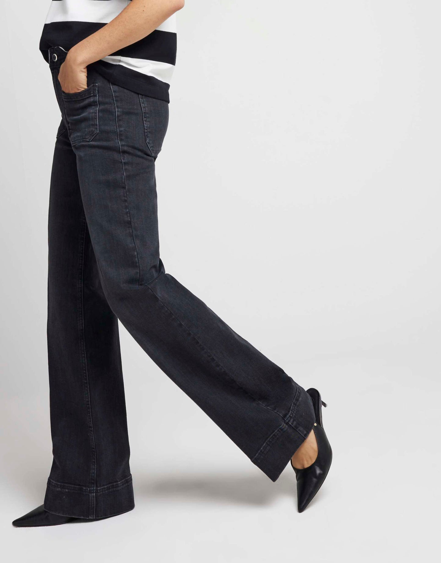 High Waisted Pocket Wide Leg Jeans