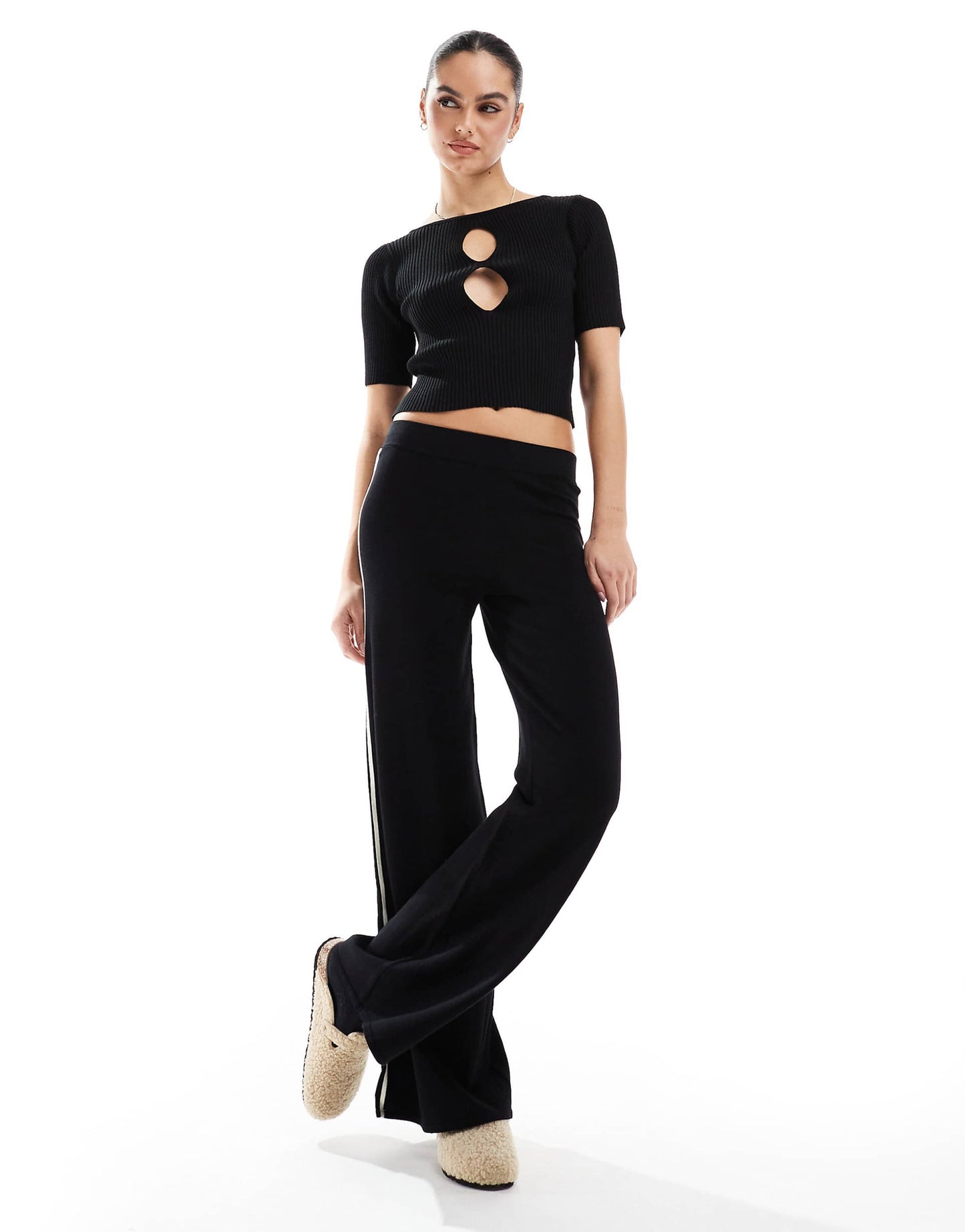 Key Hole Crop Top
