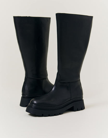 Chunky High Leg Boot Wide Leg In Black