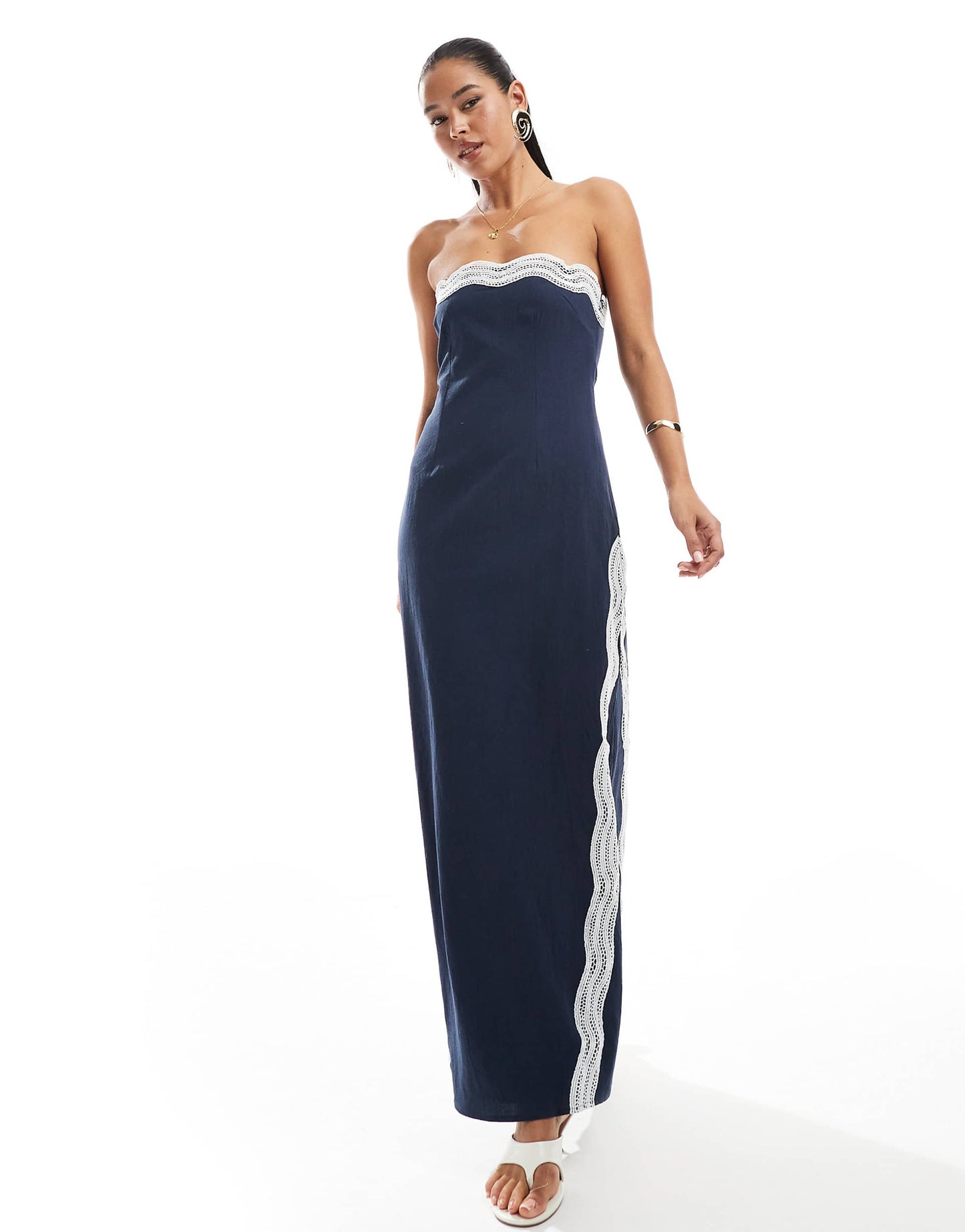 Linen Look Contrast Scallop Detail Bandeau Maxi Dress