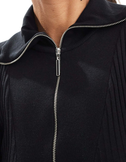 Quarter Zip Long Sleeve Knitted Top