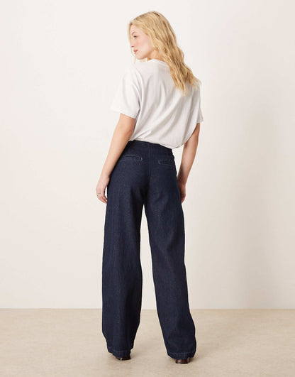 Low Rise Clean Tailored Jean