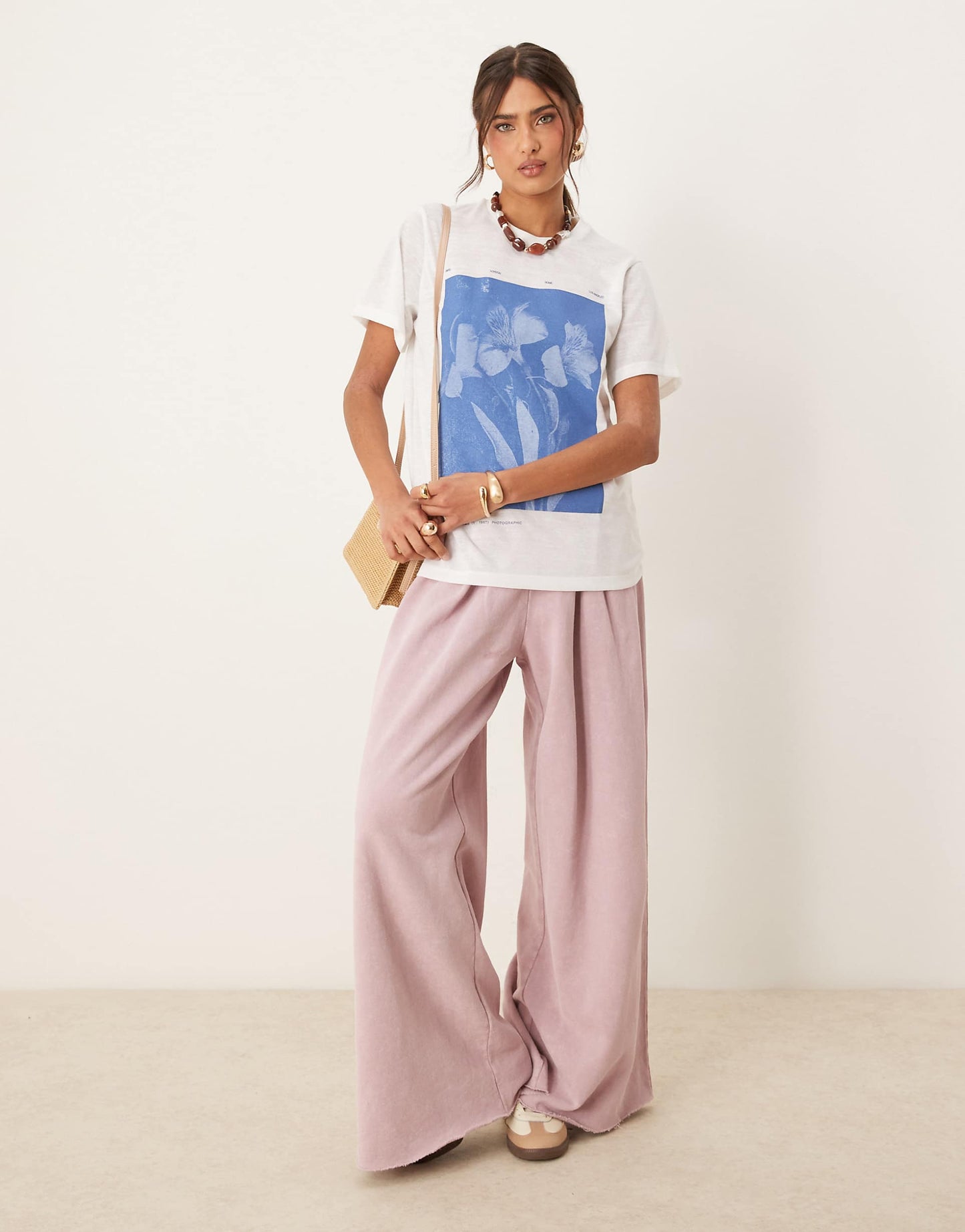 Linen Look T-Shirt With Floral Graphic
