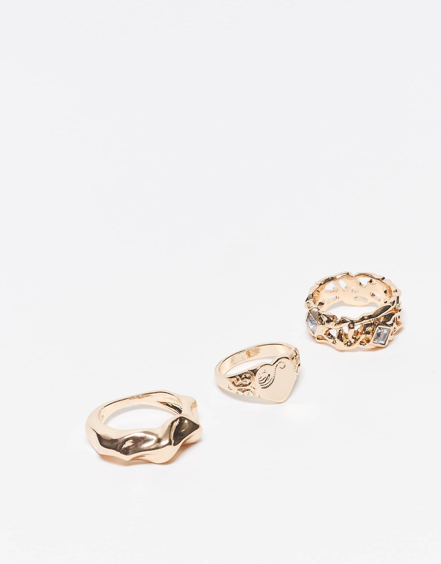 3 Pack Of Rings With Heart