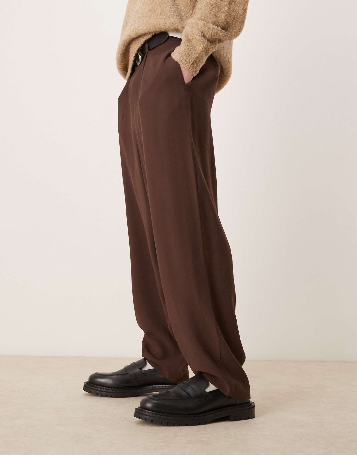 Oversized Tapered Smart Trousers