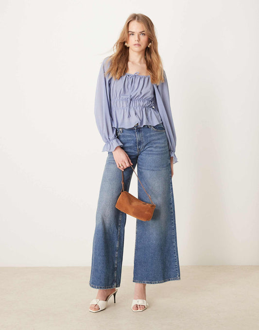 Balloon Sleeve Square Neck Blouse