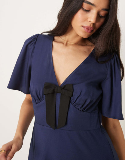 Faith Mini Tea Dress With Contrast Bow