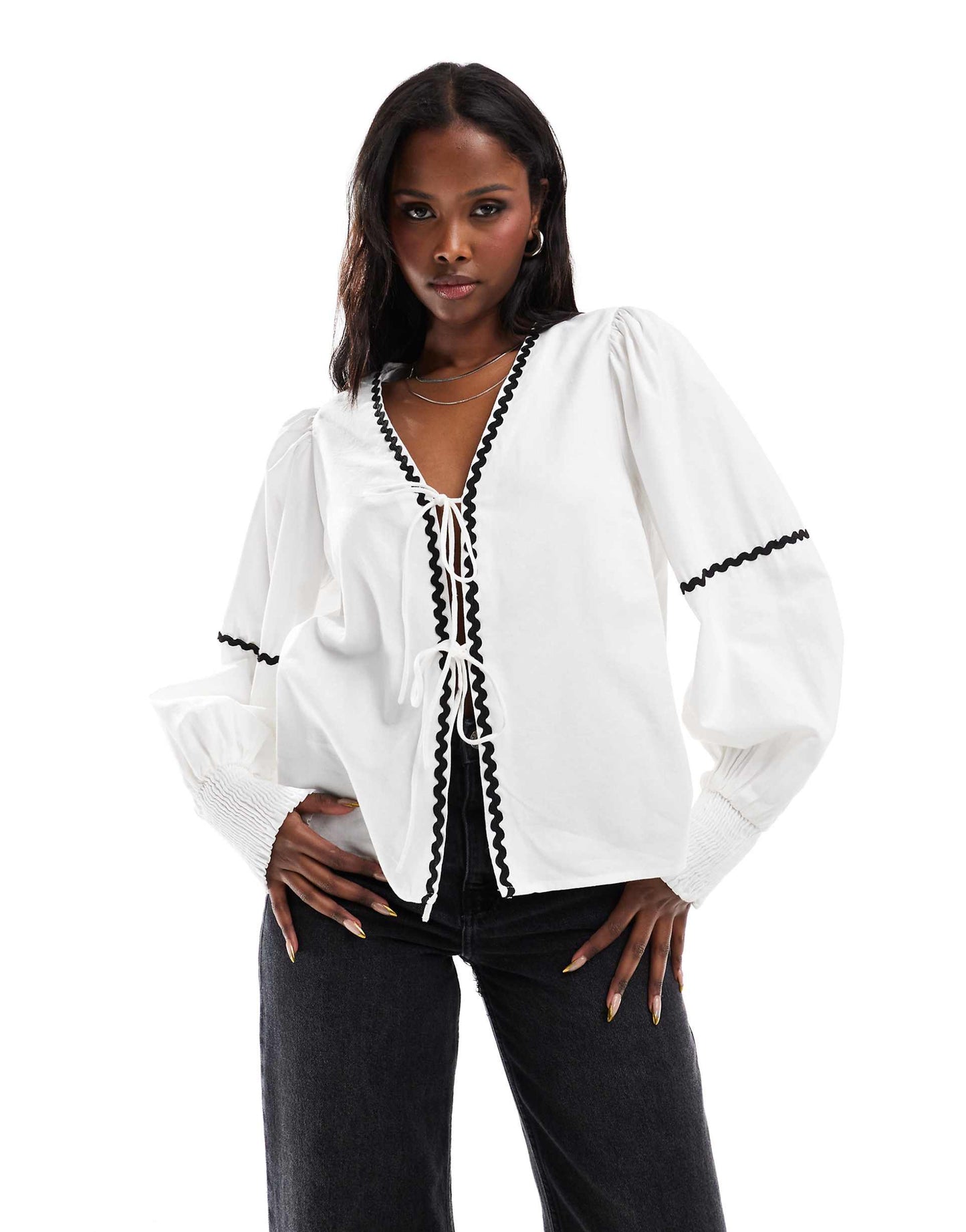 Tie Front Balloon Sleeve Top With Contast Rikrak Trim