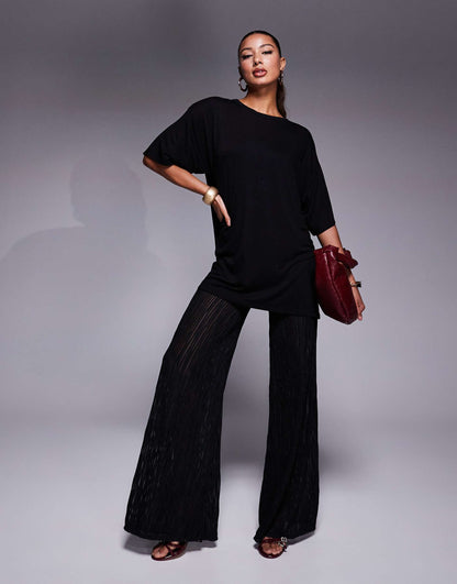 2-in-1 Oversized T-Shirt With Metallic Plisse Trouser In Black