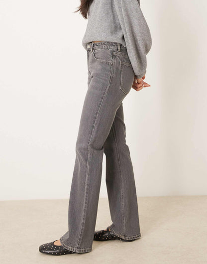 Mid Rise Bootcut Stretch Jeans