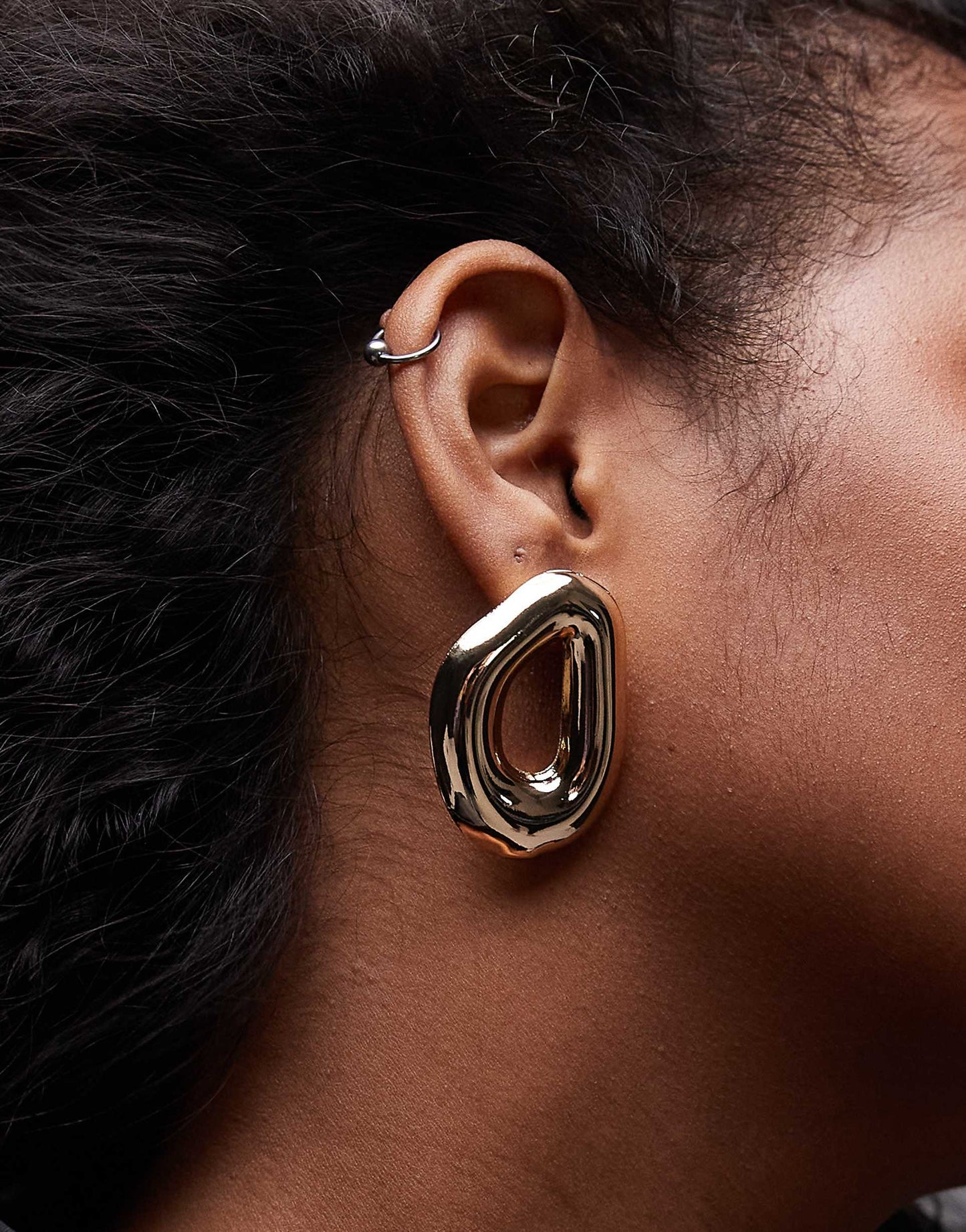 Earle Rounded Earrings