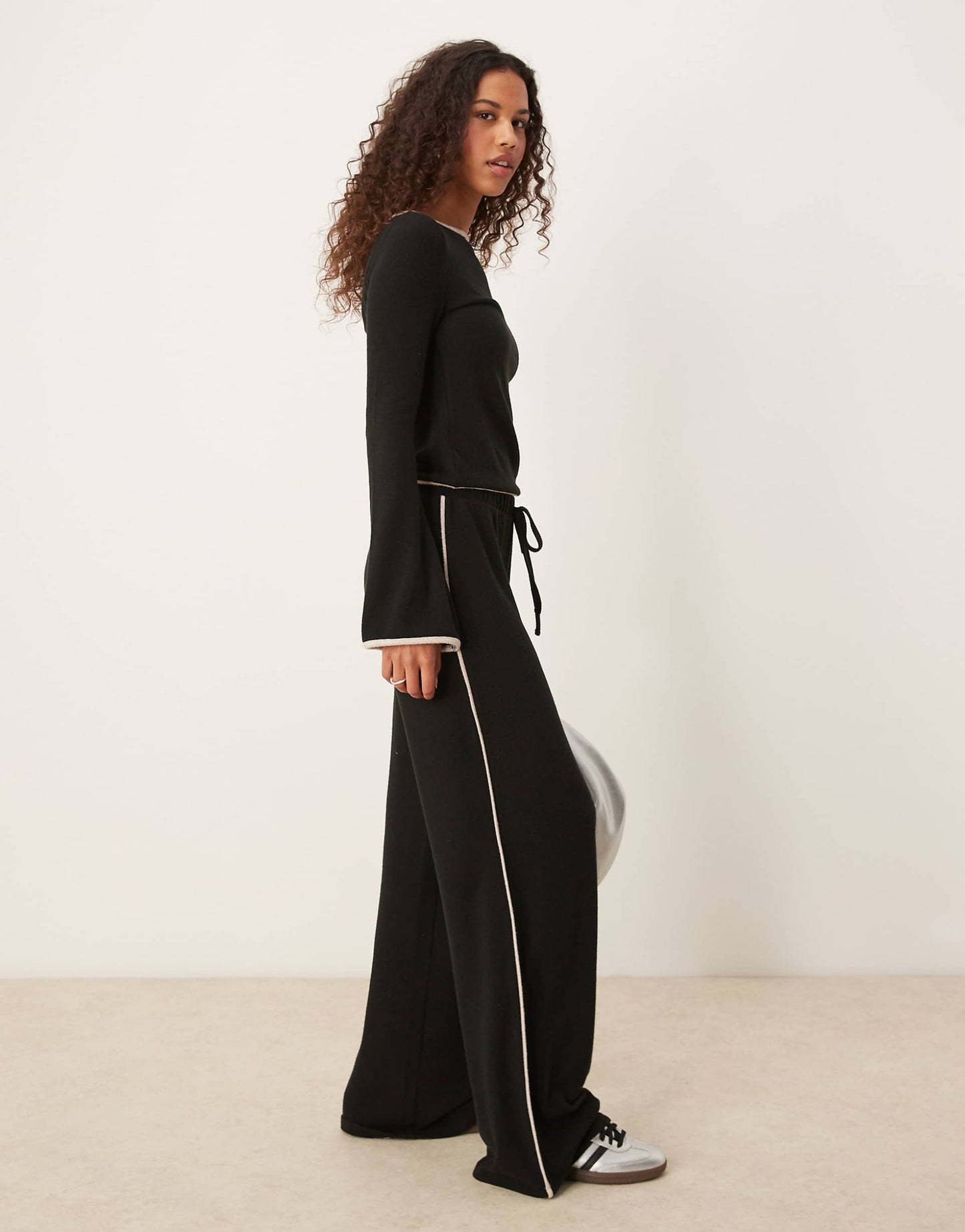 Wide Leg Brushed Trouser With Piping Detail