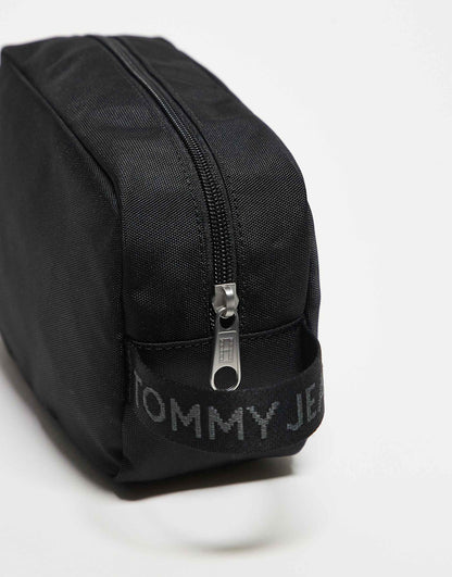 Daily Nylon Washbag