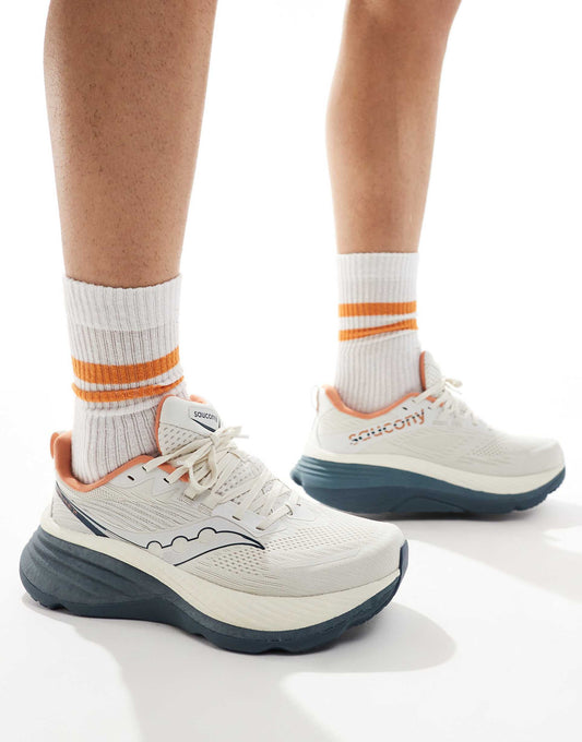 Hurricane 24 Running Trainers
