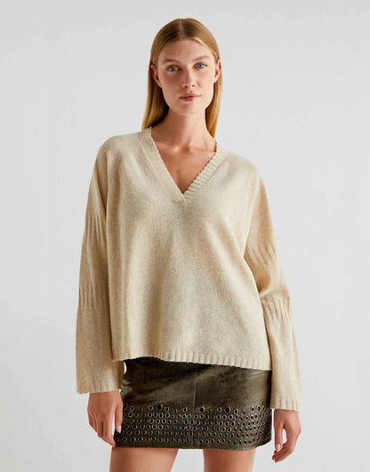 Joy V Sleeve Jumper