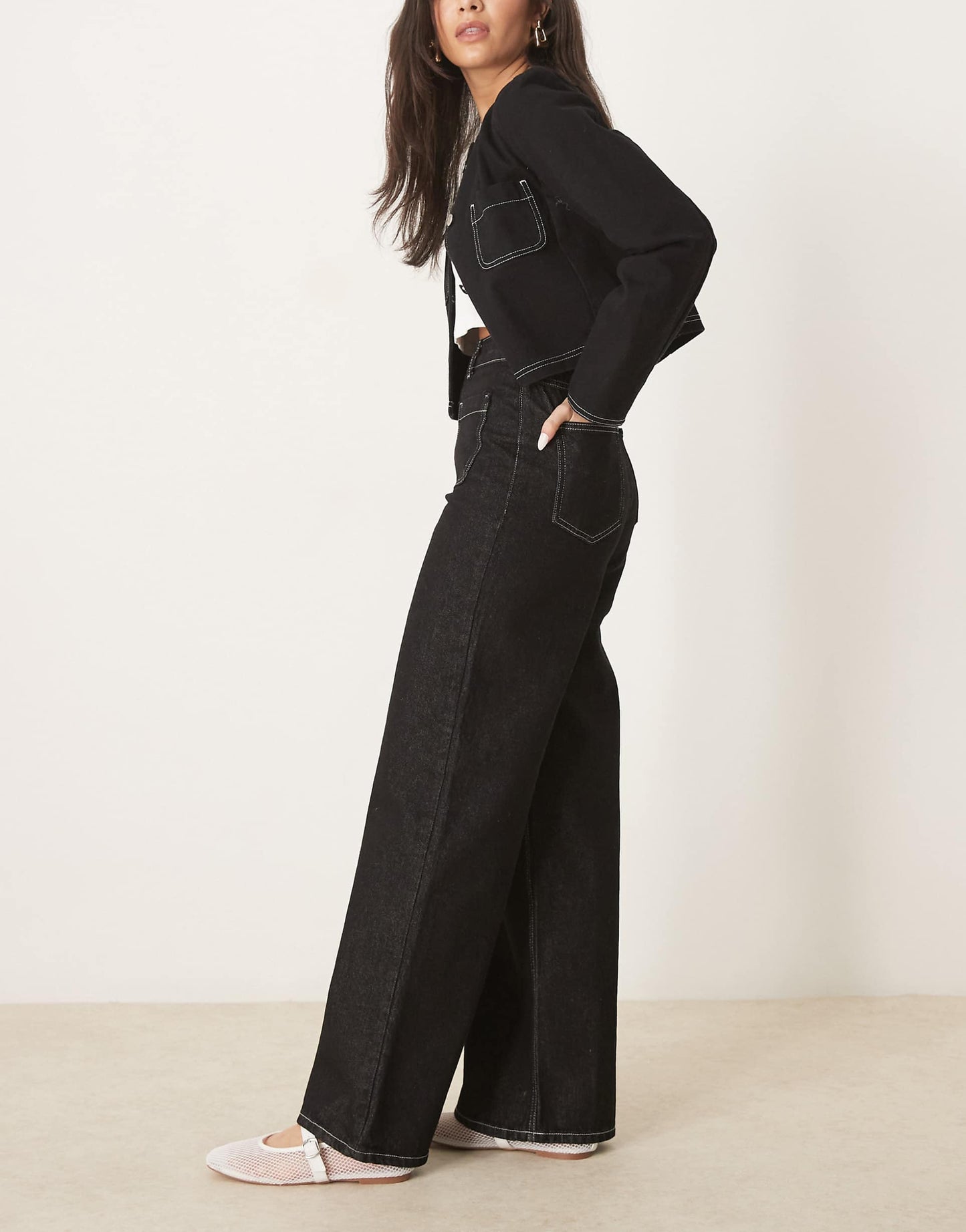 Patch Pocket Wide Leg Jean With Contrast Stitching