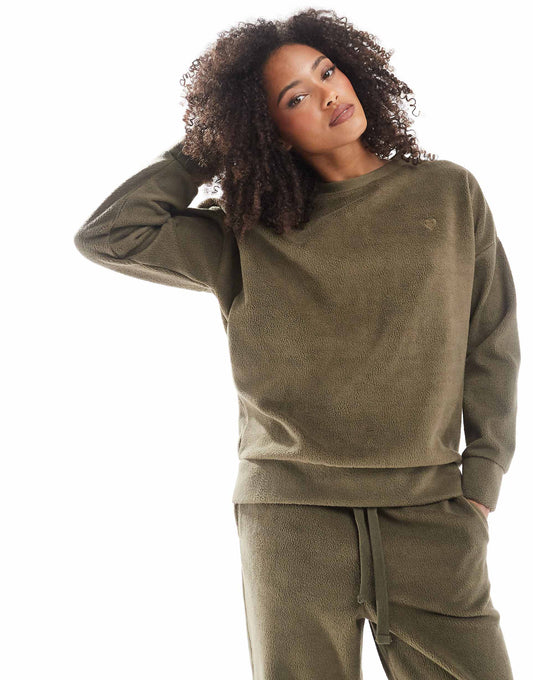 Fleece Lined Heart Embroidered Sweatshirt