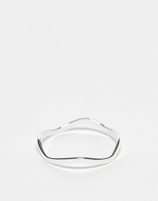 Curved Ring
