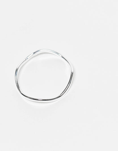 Curved Ring