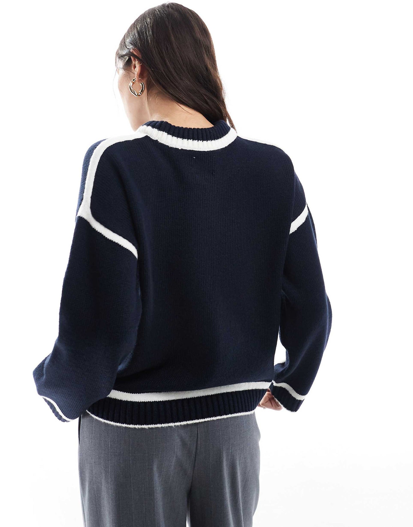 Knitted Jumper With Contrast Cream Seams Navy