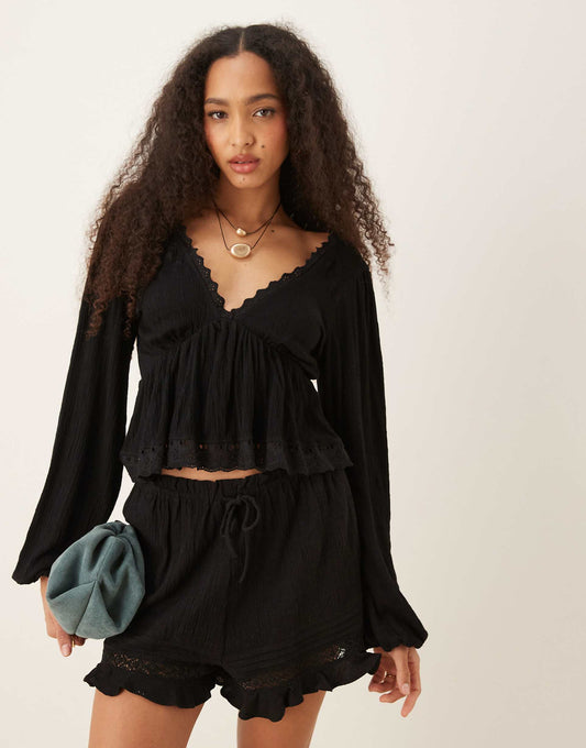 Crinkle Tie Back Balloon Sleeve Top With Lace Trim