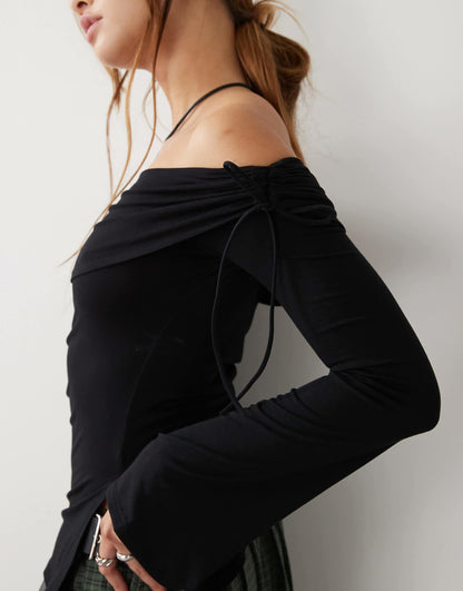 Asymetric Off-Shoulder Top