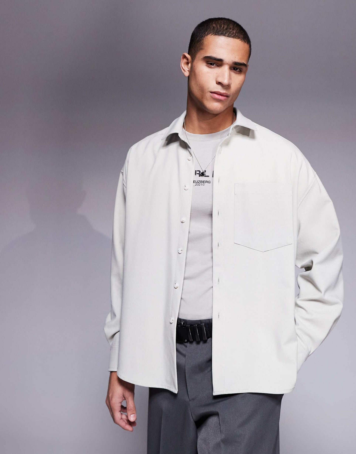 Volume Oversized Shirt With Stepped Hem